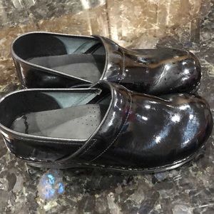 Sanita nursing/medical clog